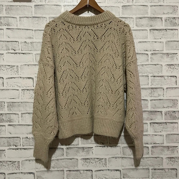 Women’s Old Navy tan open knit sweater Large - Picture 2 of 4